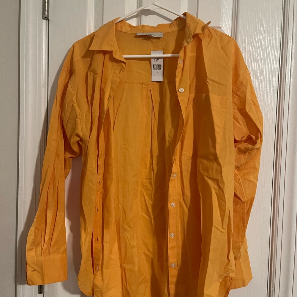 LOFT Women’s Yellow/Orange Button-Up Shirt
